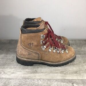 Vintage Vasque Women’s Mountaineering Hiking Suede Leather Hiker Boots Size 5.5